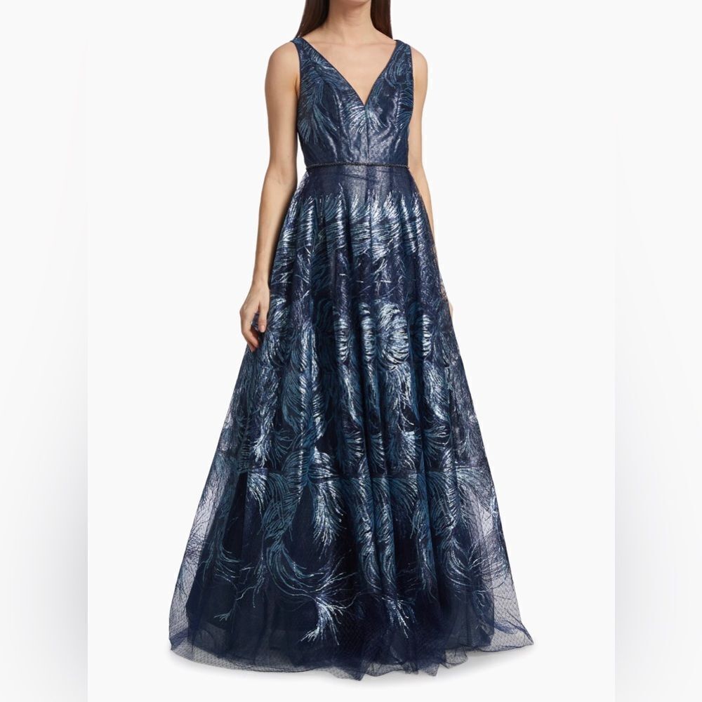Rene Ruiz Collection  Feather Jacquard Fit-&-Flare Gown size 6